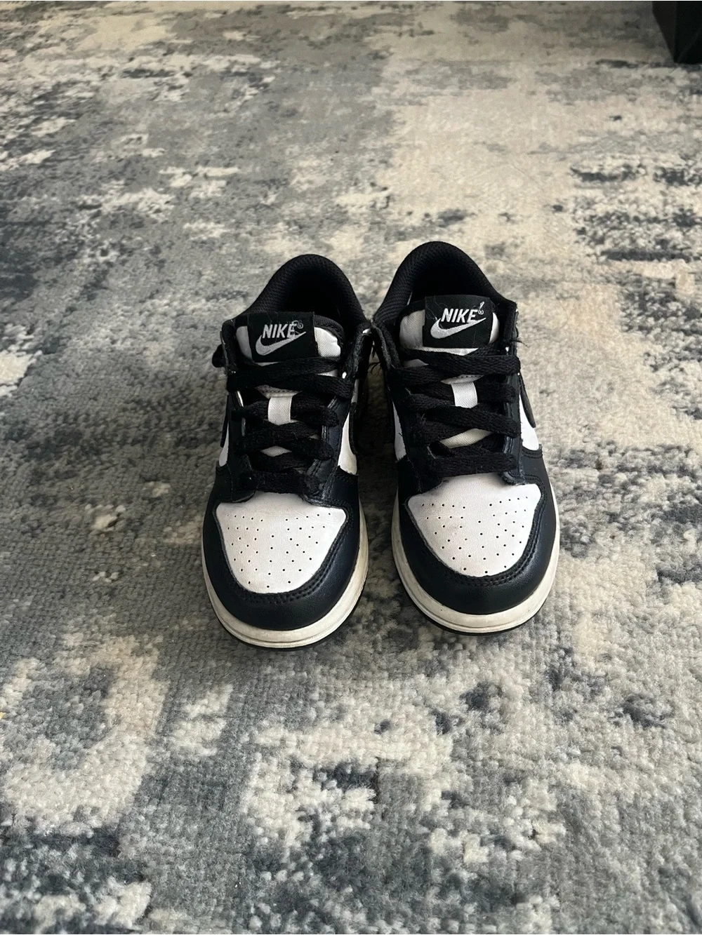 Nike youth low